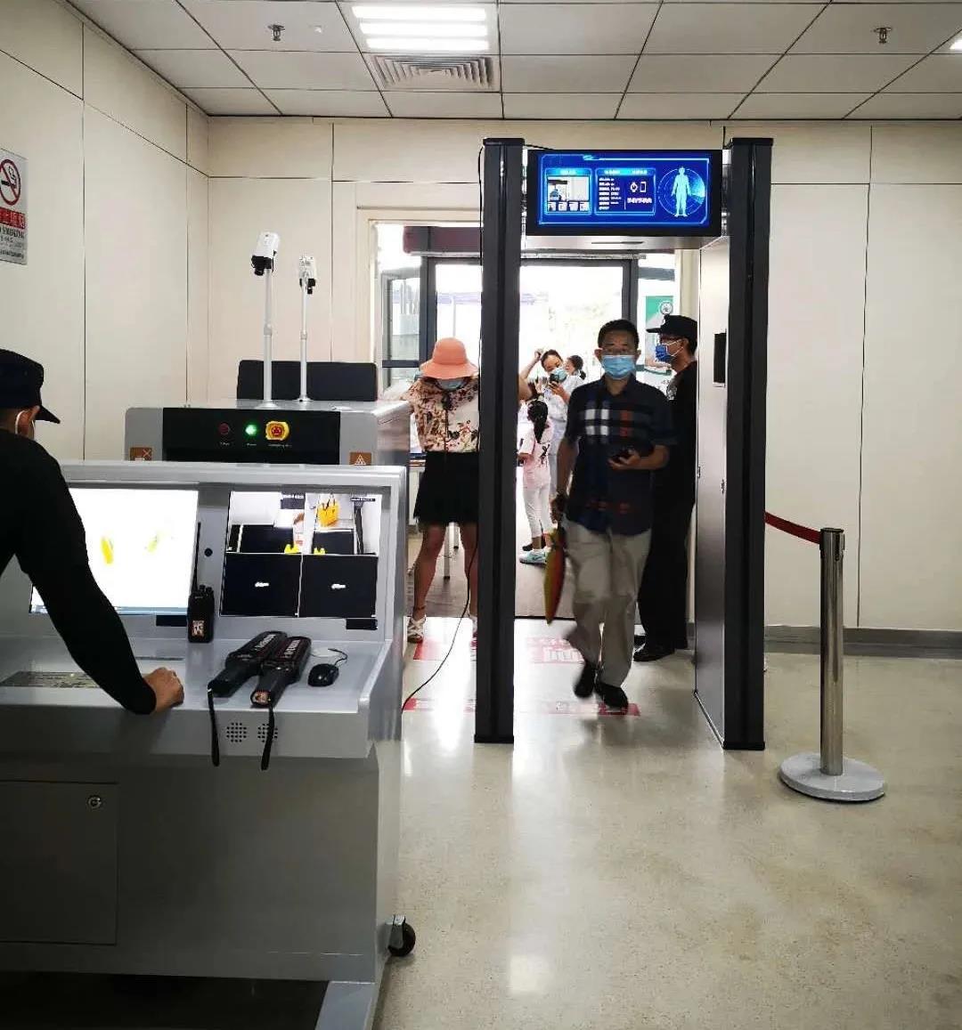 安检门.jpg