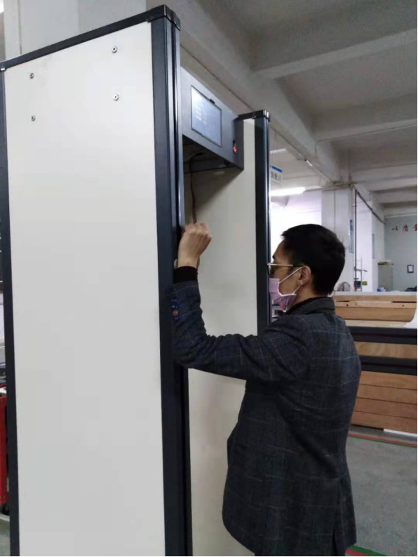 1582253734139819.png 液晶式红外测温检测门ZX(新)40.png